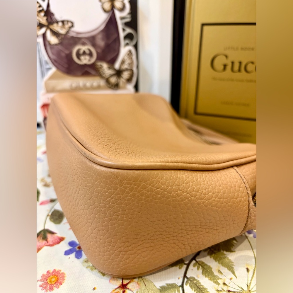 GUCCI Leather Soho Disco Crossbody w/Tassel Unisex/feminine look add Gucci scarf - Picture 15 of 16